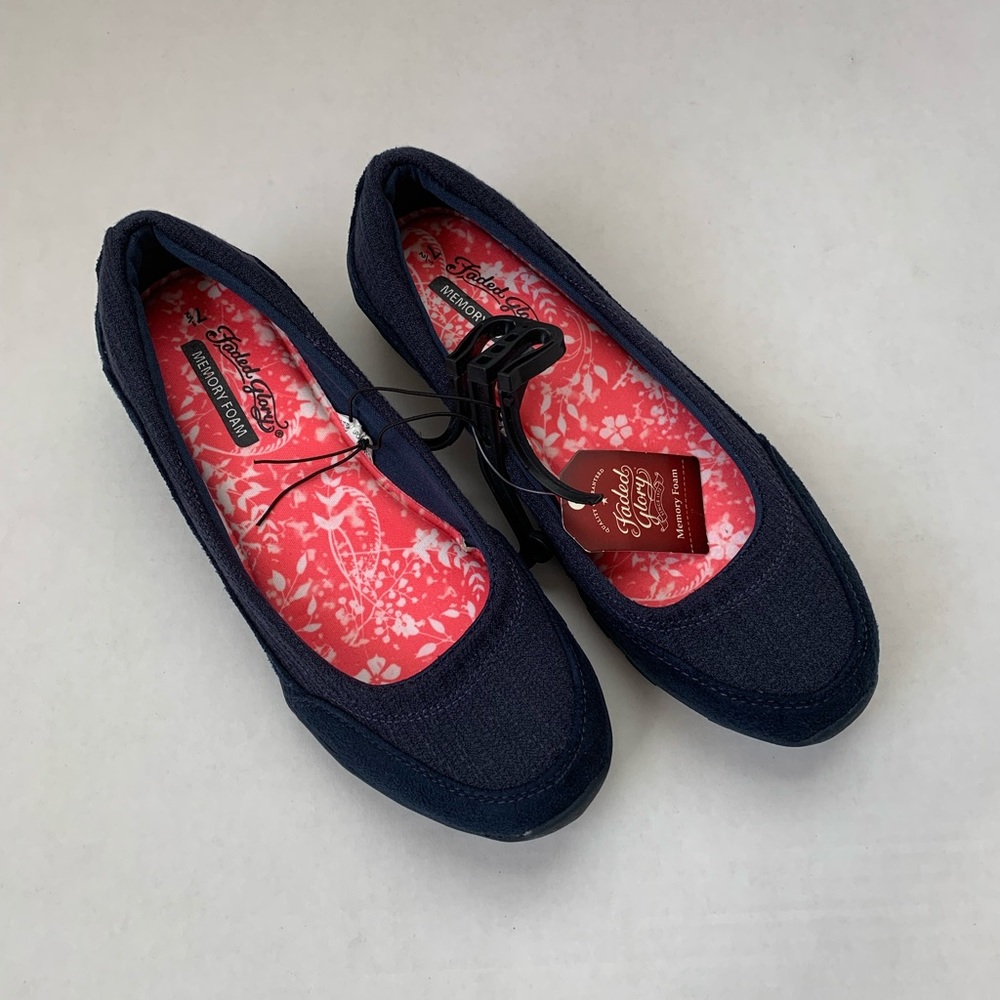 Slip on women loafers